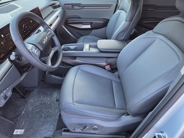 new 2026 Kia EV9 car, priced at $48,345