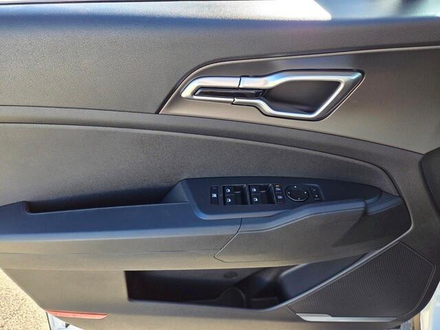 new 2026 Kia Sportage Hybrid car, priced at $33,335