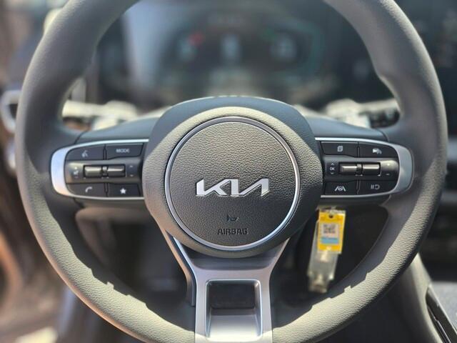 new 2025 Kia Sportage Hybrid car, priced at $29,155