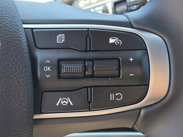 new 2025 Kia Sportage car, priced at $33,080