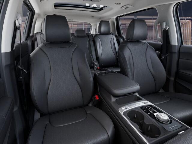 new 2025 Kia Carnival Hybrid car, priced at $49,954