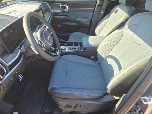 new 2025 Kia Sorento Hybrid car, priced at $44,334