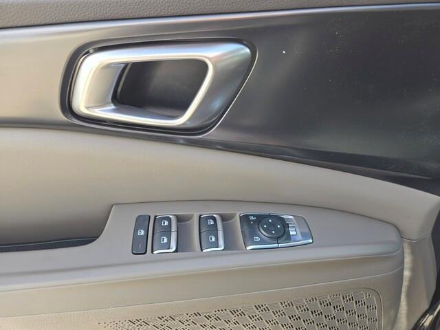 new 2025 Kia Carnival car, priced at $40,062