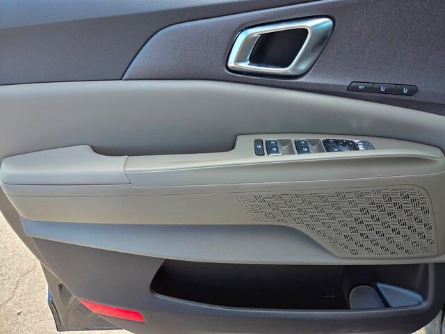 new 2026 Kia Carnival Hybrid car, priced at $47,668