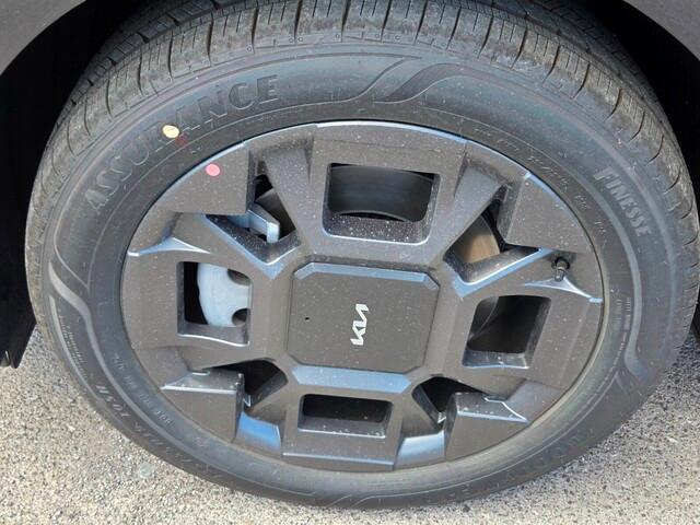 new 2026 Kia Carnival Hybrid car, priced at $47,668