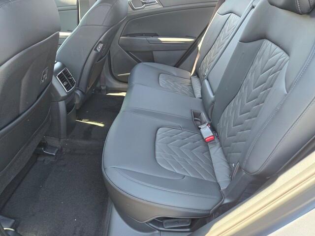 new 2025 Kia Sportage Plug-In Hybrid car, priced at $45,033