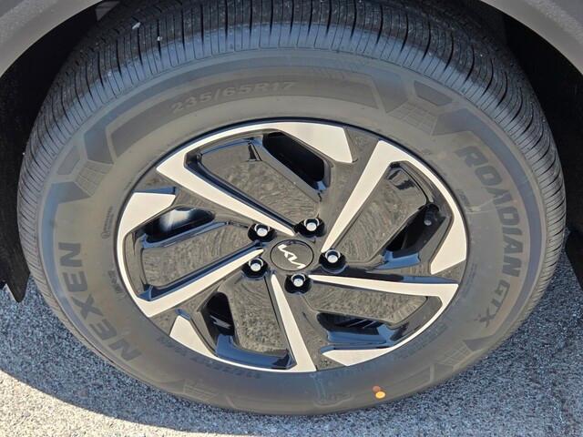 new 2025 Kia Sportage Hybrid car, priced at $29,388