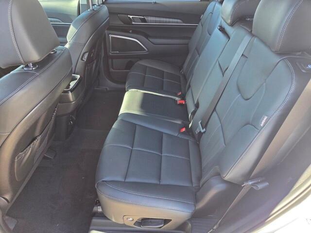 new 2025 Kia Telluride car, priced at $43,793