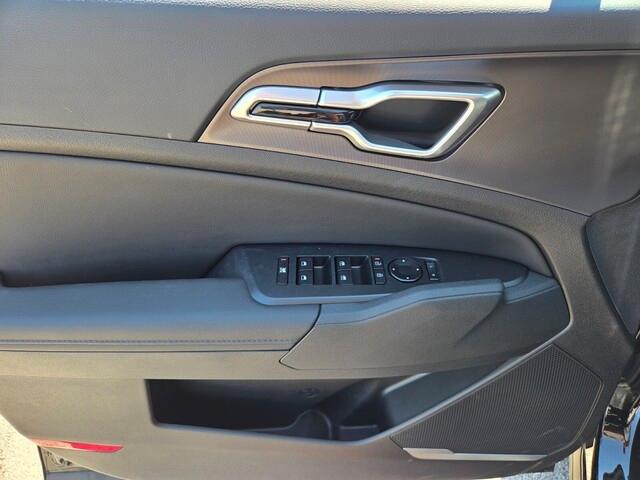 new 2026 Kia Sportage car, priced at $30,834