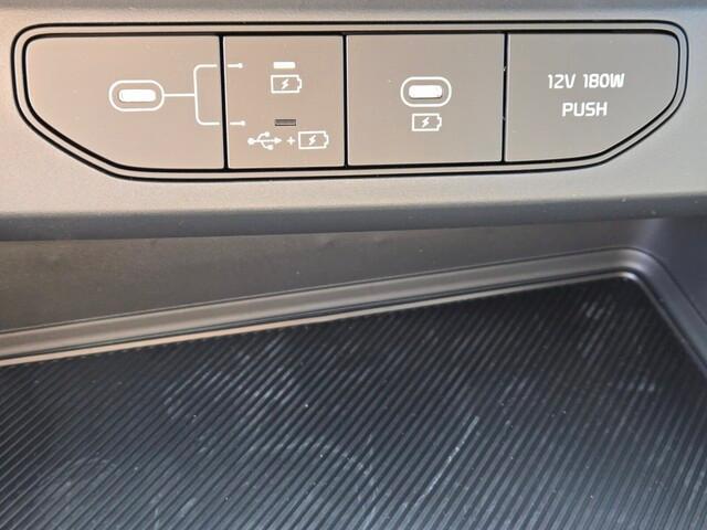 new 2025 Kia Carnival Hybrid car, priced at $40,949