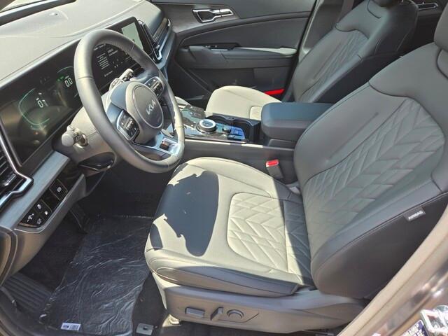 new 2025 Kia Sportage Plug-In Hybrid car, priced at $40,600