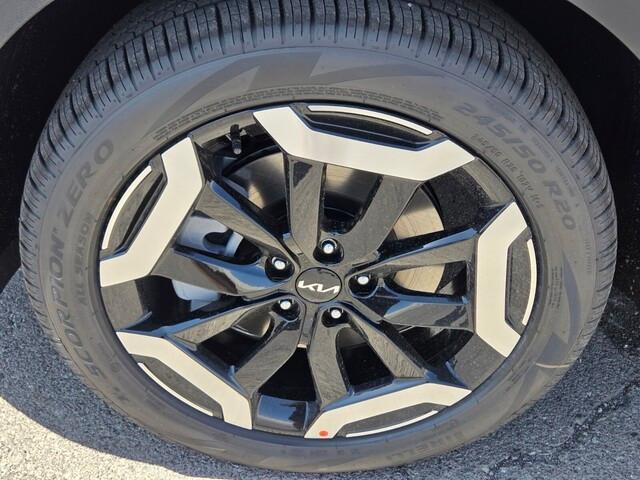 new 2025 Kia Telluride car, priced at $42,872