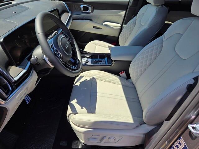 new 2025 Kia Sorento Hybrid car, priced at $45,302