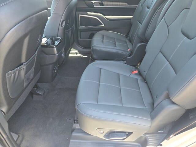 new 2025 Kia Telluride car, priced at $43,862