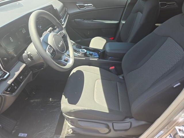 new 2025 Kia Sportage Hybrid car, priced at $29,302