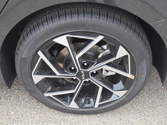 new 2025 Kia K5 car, priced at $33,958