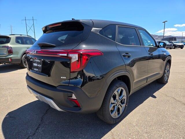 new 2025 Kia Seltos car, priced at $25,579