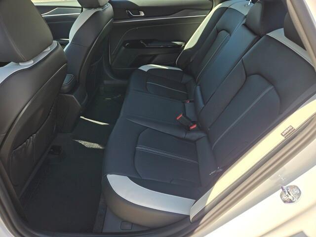 new 2025 Kia K5 car, priced at $30,564