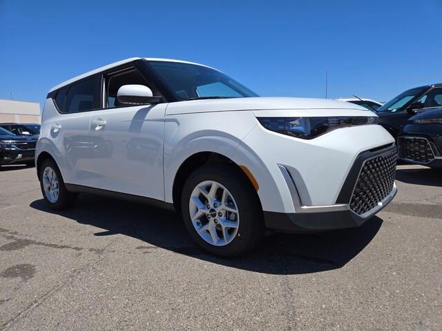 new 2025 Kia Soul car, priced at $22,316
