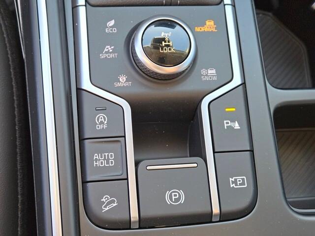 new 2025 Kia Sorento car, priced at $36,400