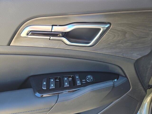 new 2025 Kia Sportage Plug-In Hybrid car, priced at $40,310