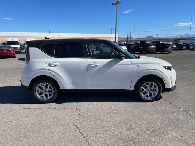 new 2025 Kia Soul car, priced at $23,706