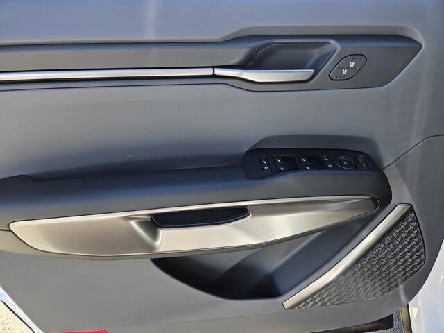 new 2026 Kia EV9 car, priced at $49,936