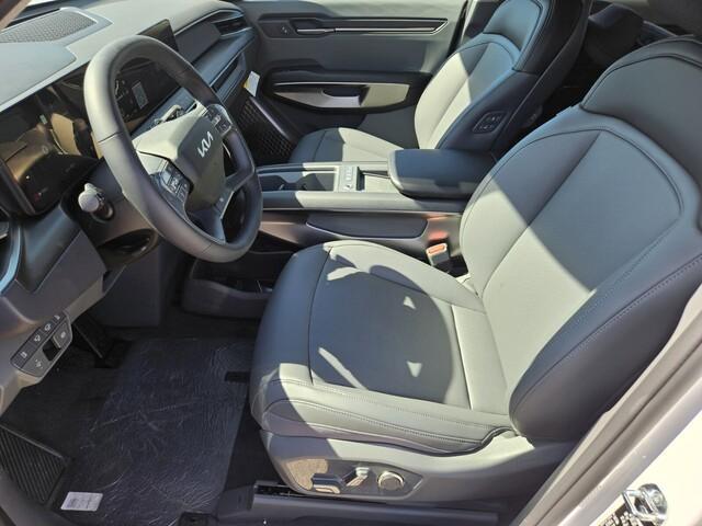 new 2026 Kia EV9 car, priced at $49,936