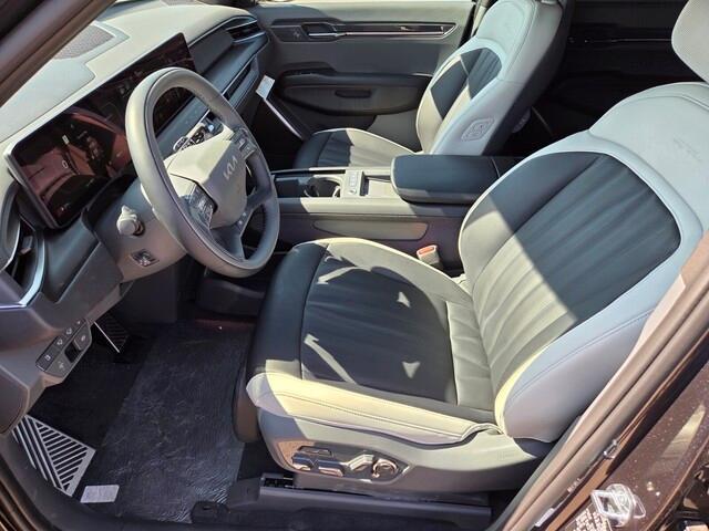 new 2026 Kia EV9 car, priced at $65,975