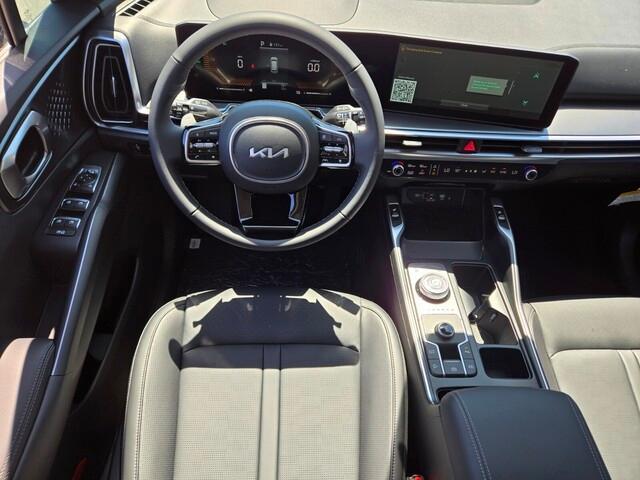 new 2025 Kia Sorento Hybrid car, priced at $38,998