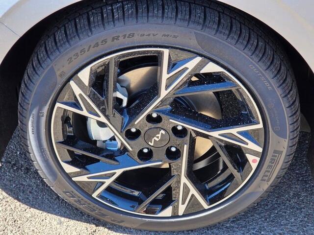 new 2026 Kia K5 car, priced at $29,064