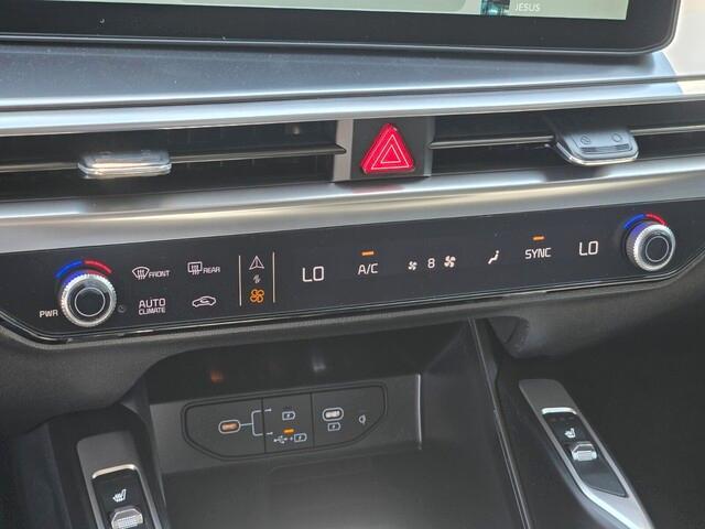 new 2025 Kia Sorento car, priced at $37,944