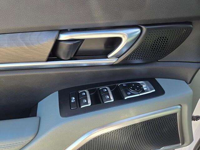 used 2024 Kia Telluride car, priced at $44,990