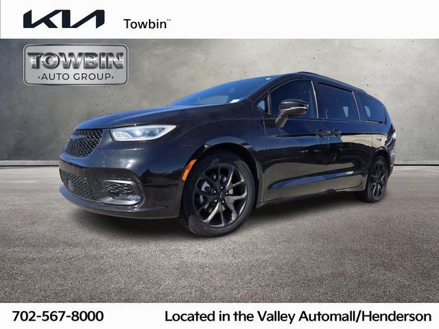 used 2021 Chrysler Pacifica car, priced at $23,900