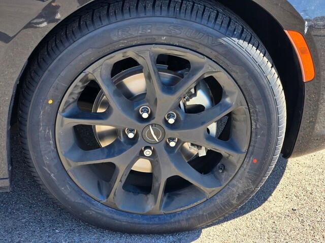 used 2021 Chrysler Pacifica car, priced at $23,900