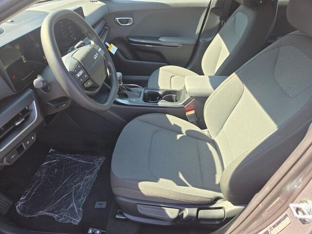 new 2025 Kia K4 car, priced at $23,303