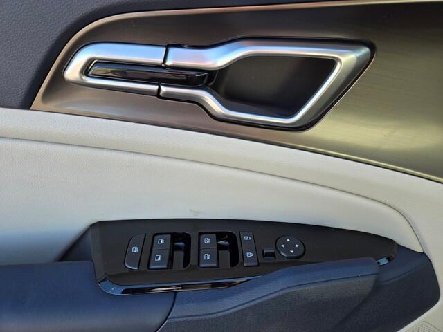 new 2025 Kia Sportage Hybrid car, priced at $32,996
