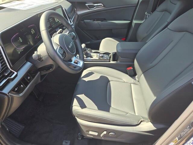 new 2025 Kia Sportage car, priced at $31,654