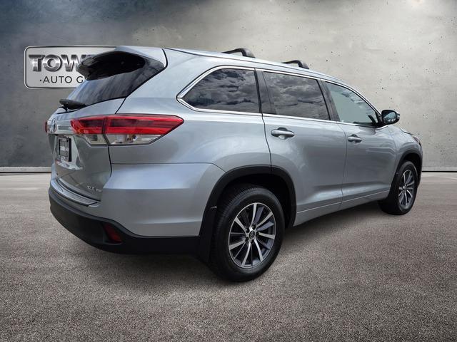 used 2017 Toyota Highlander car, priced at $22,990