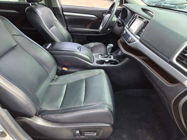 used 2017 Toyota Highlander car, priced at $22,990