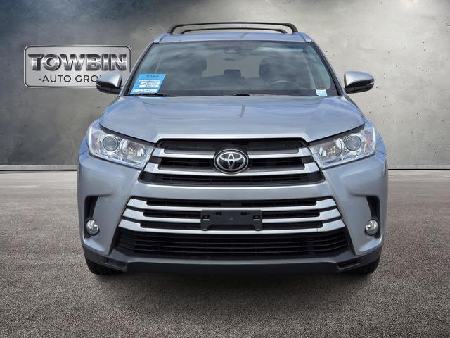used 2017 Toyota Highlander car, priced at $22,990
