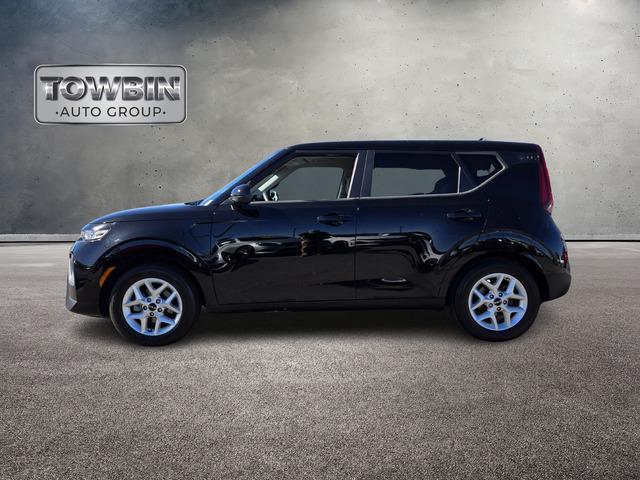 used 2022 Kia Soul car, priced at $17,990