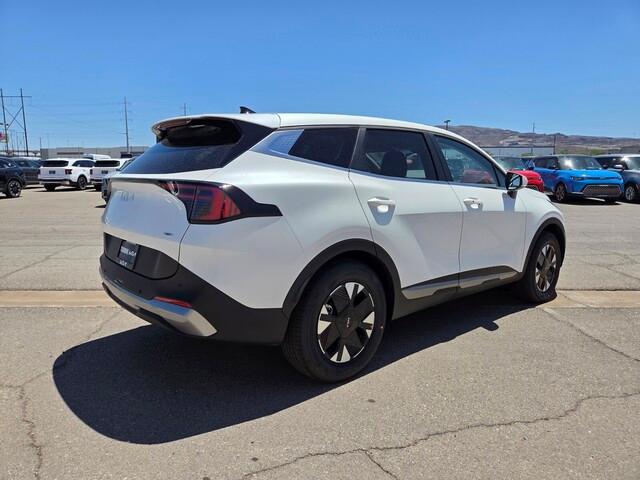 new 2026 Kia Sportage Hybrid car, priced at $31,051