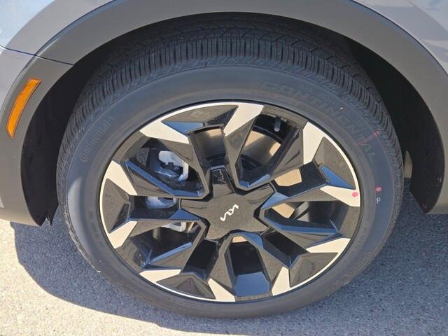 new 2025 Kia Sorento car, priced at $37,915