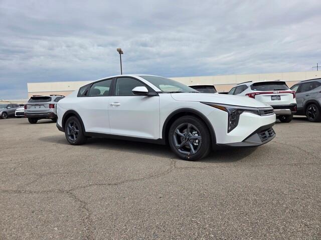 new 2025 Kia K4 car, priced at $23,692