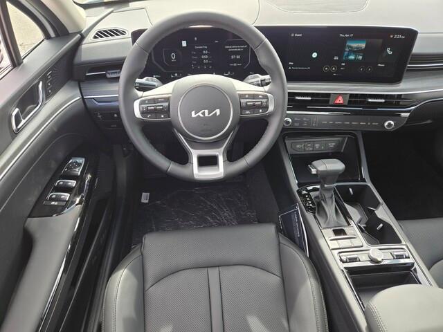 new 2025 Kia K5 car, priced at $34,747