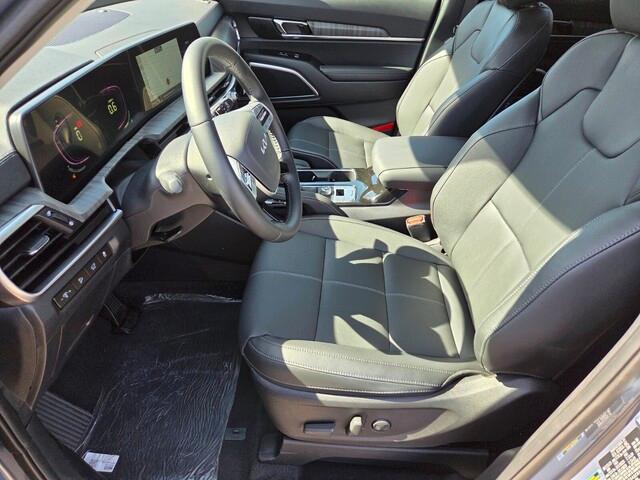 new 2025 Kia Telluride car, priced at $43,862