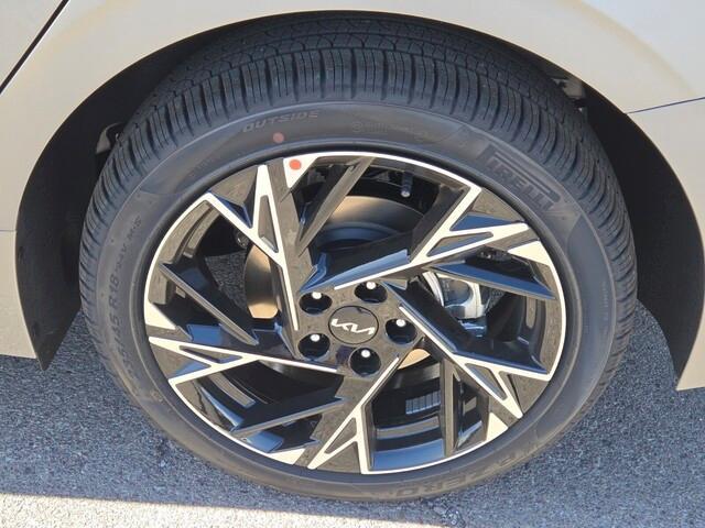 new 2025 Kia K5 car, priced at $29,041