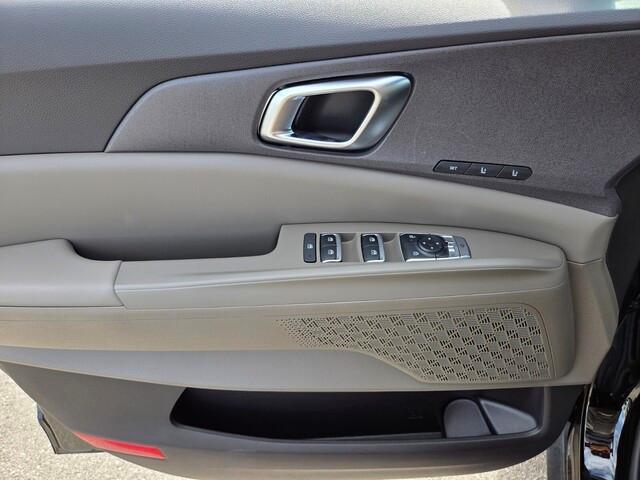 new 2026 Kia Carnival Hybrid car, priced at $48,156