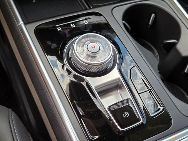 new 2026 Kia Carnival Hybrid car, priced at $48,156